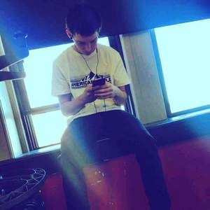 Meet your Posher, Brandon